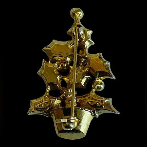 Vintage Signed AVON Goldtone Holly Berry Christmas Tree Pin Brooch - Picture 3 of 5